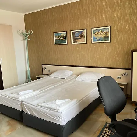 Di Landi Daire Ravda